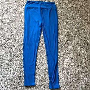 Blue LuLaRoe leggings, never worn.